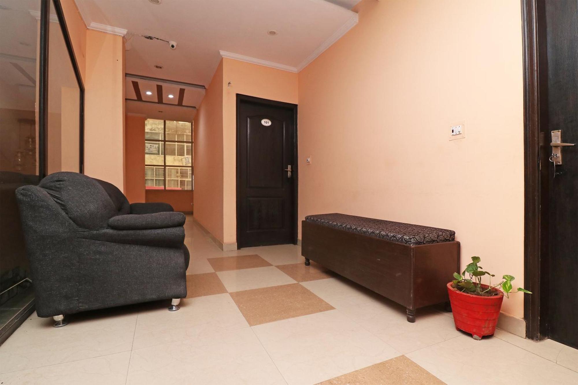 Hotel O Alpine Residency Faridabad Exterior photo